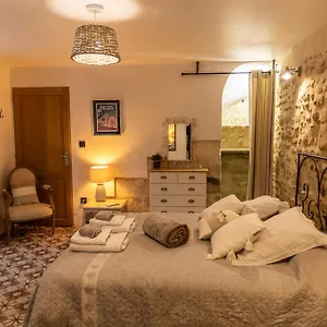 https://instant-en-provence.fr-provencehotel.com